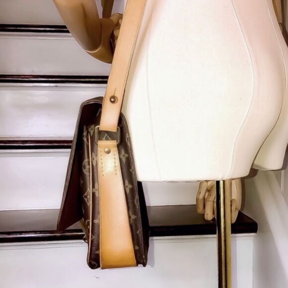 LOUIS VUITTON Cartouchiere GM Monogram Crossbody Shoulder Bag Authentic SL0941 - Picture 16 of 16